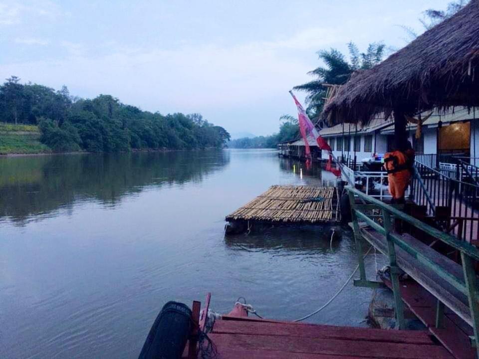 แพแหม่มทัวร์ Lägenhet Ban Huai Maenam Noi Exteriör bild